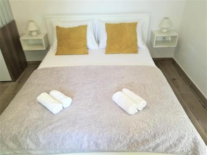 Apartament Bartol With Free Bikes And Great Local Food Trogir